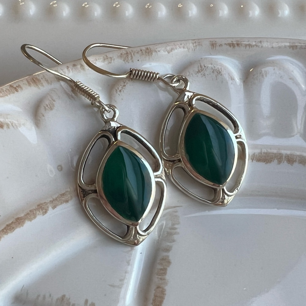 Green Onyx Dangle Earrings Vintage Sterling Silver